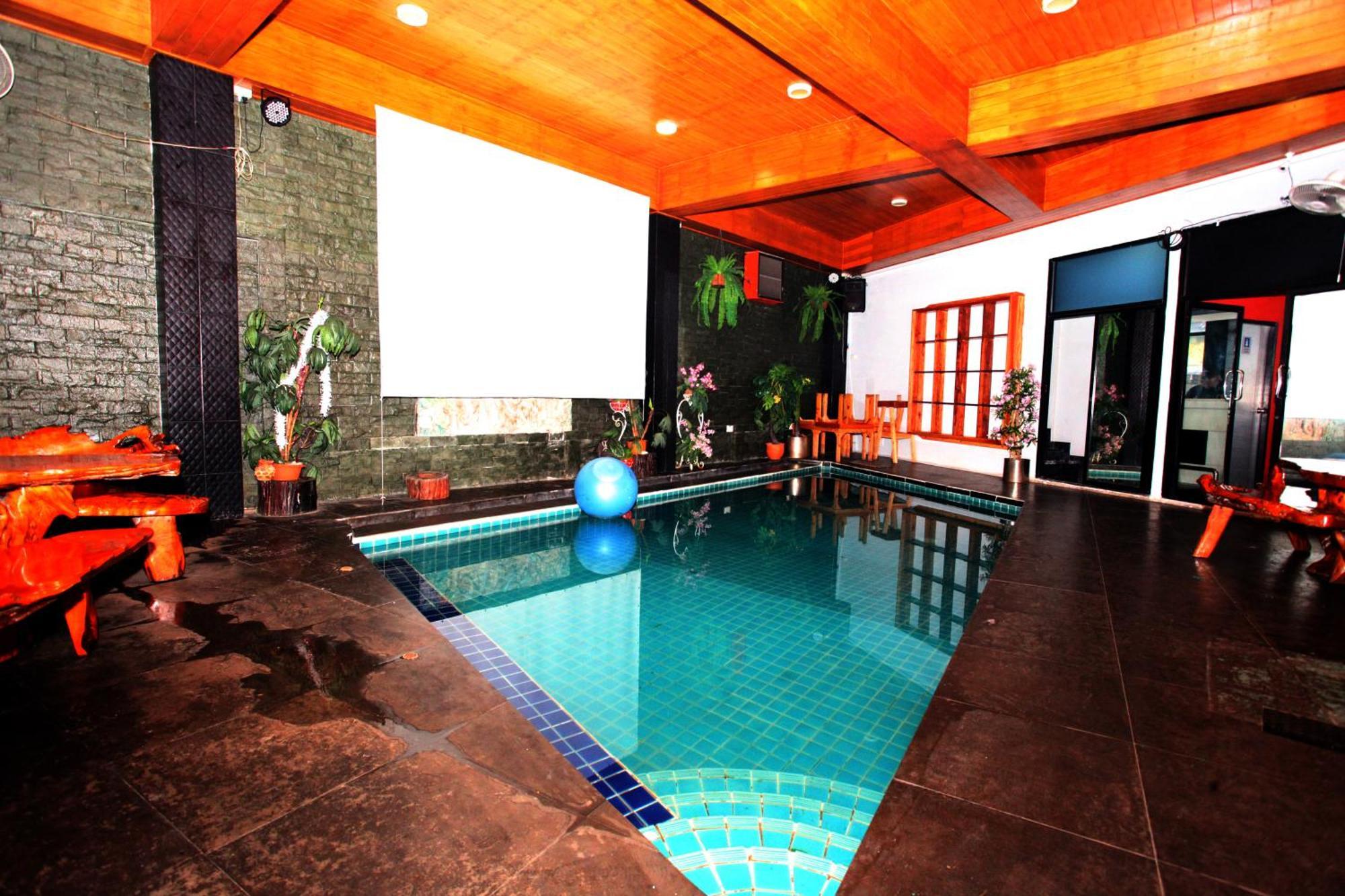 Koenig Hotel Pattaya Near Walking Street Buitenkant foto