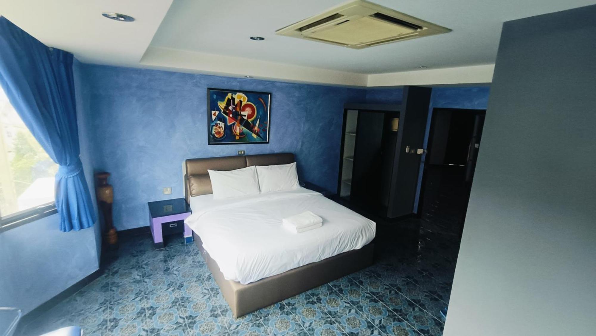 Koenig Hotel Pattaya Near Walking Street Buitenkant foto